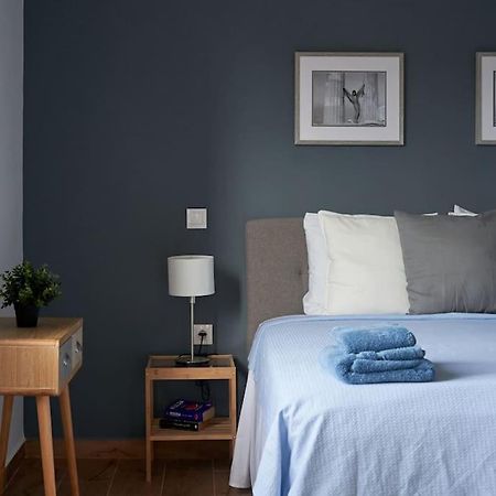 The Sunny House Apartment Атина Екстериор снимка